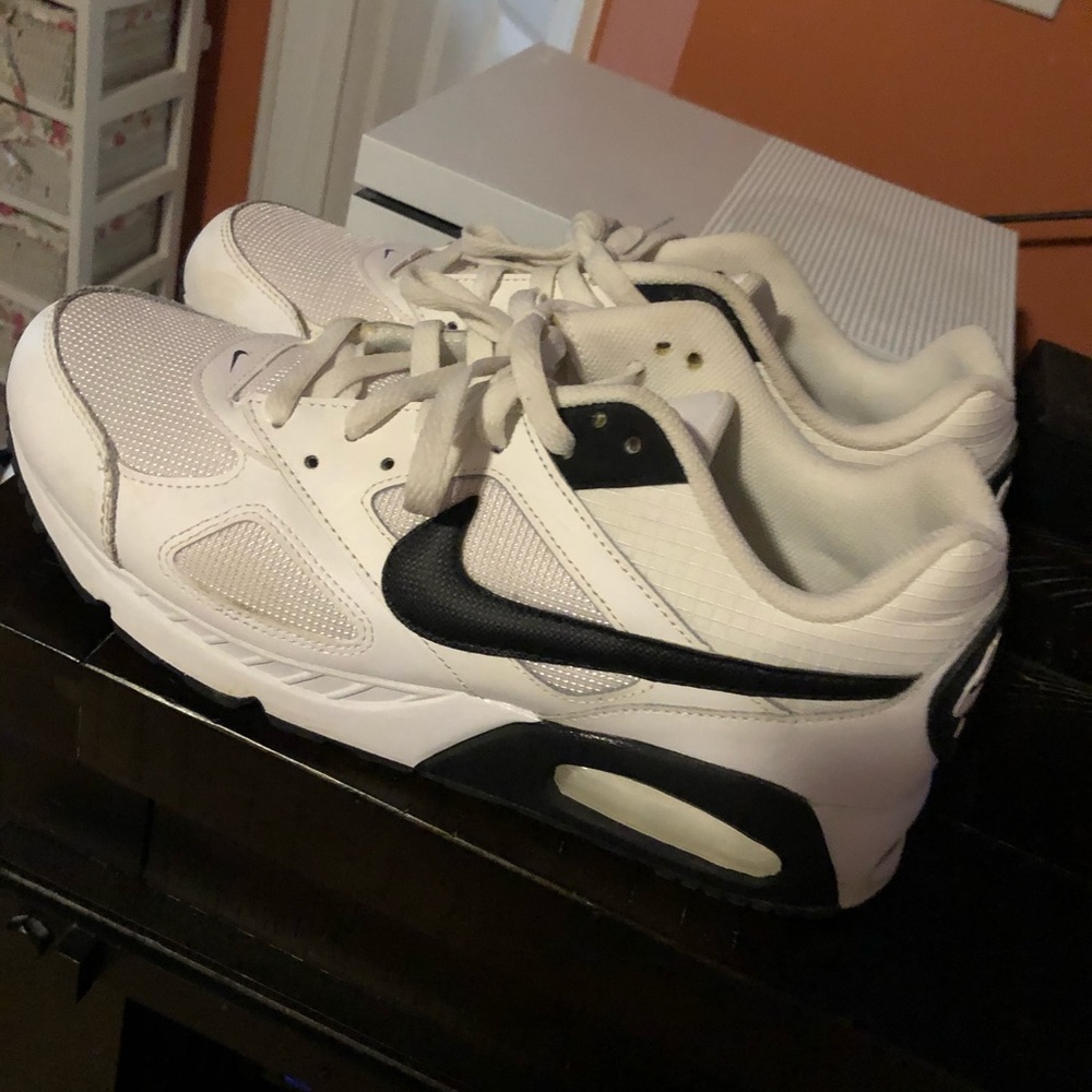 Nike Air max shoes